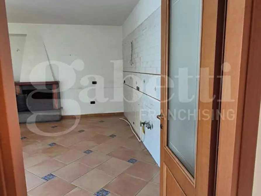 Immagine 13 di Appartamento in vendita  in Via Maresca, 30 a Torre Annunziata