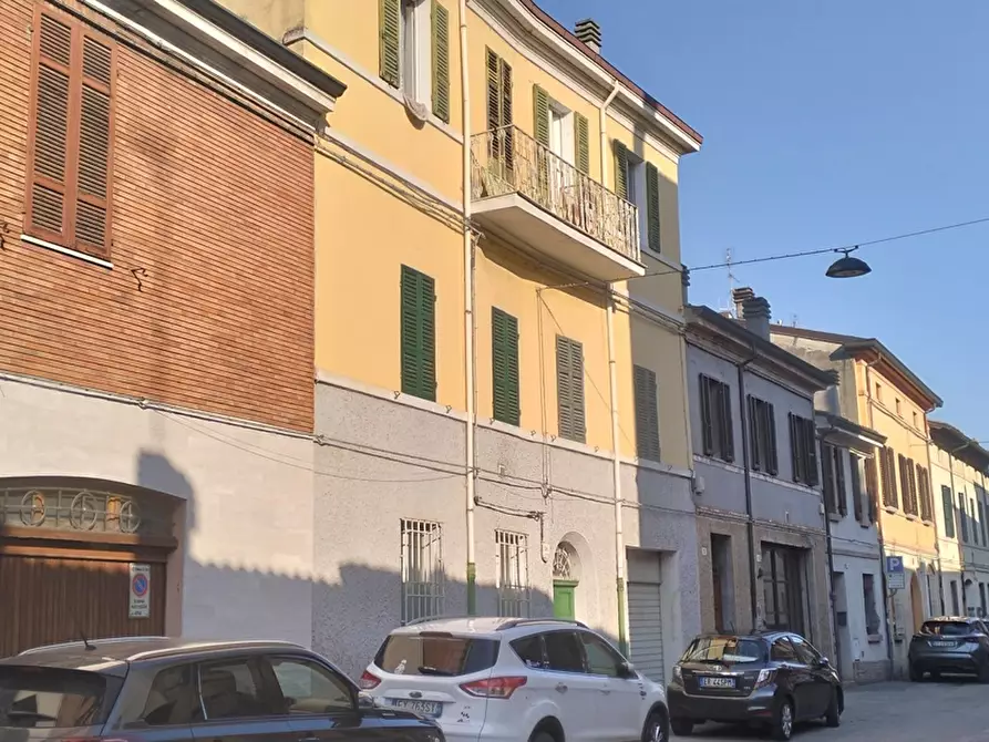 Immagine 3 di Palazzo in vendita  in Via Cornelio Gallo, 36 a Forli'