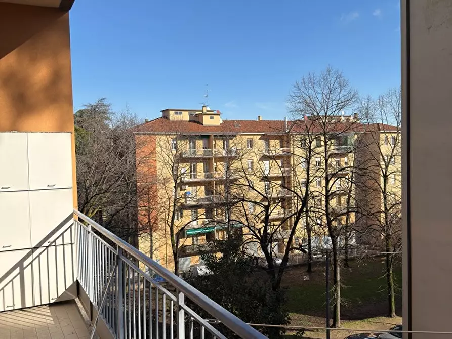 Immagine 11 di Appartamento in vendita  in Via Amilcare Ponchielli, 1 a Bologna