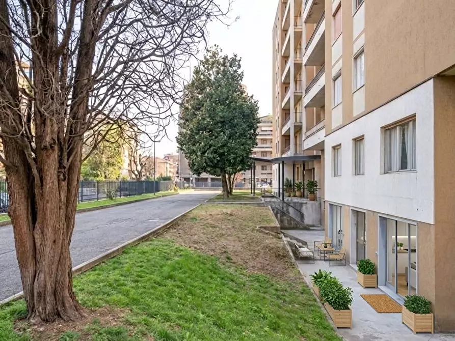 Immagine 28 di Appartamento in vendita  in Via GIAMBELLINO a Milano
