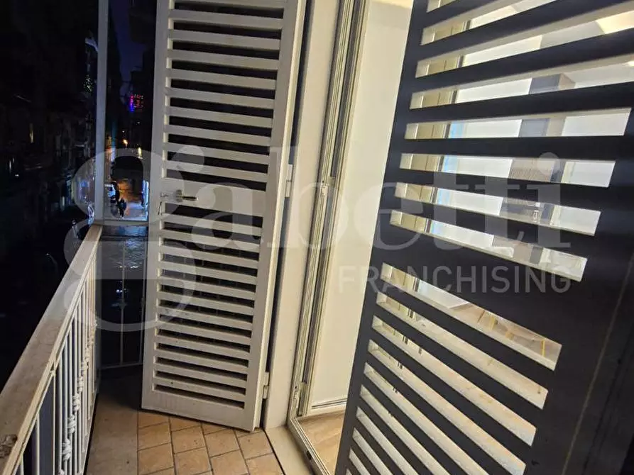 Immagine 11 di Appartamento in affitto  in Via Martiri d' Otranto a Napoli