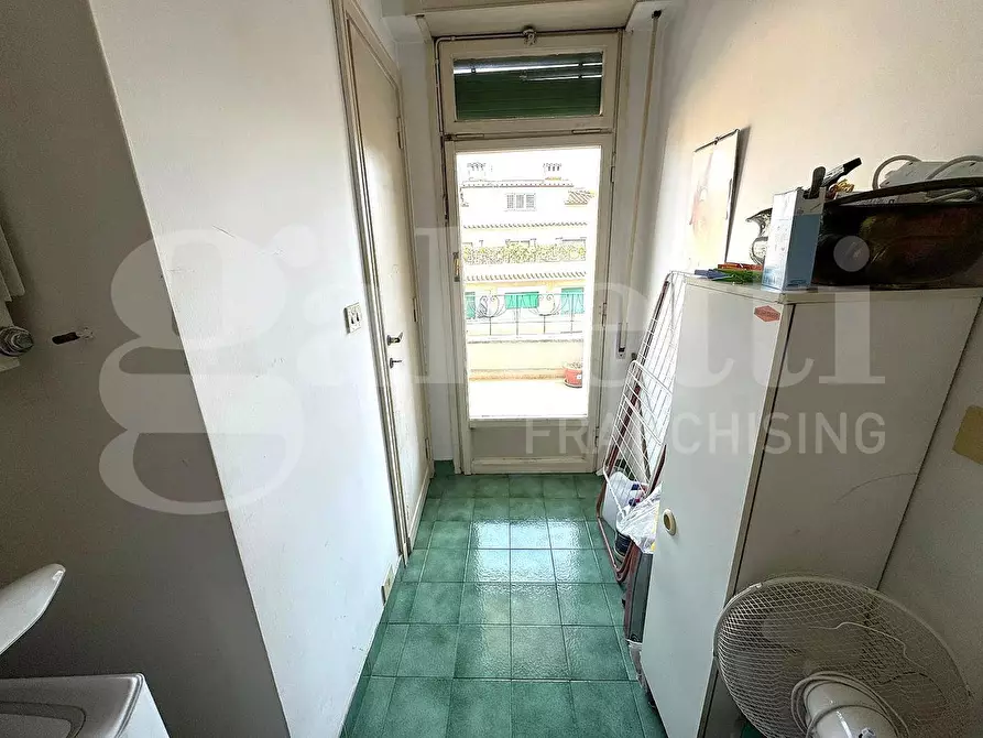 Immagine 15 di Appartamento in vendita  in Via Bolsena a Roma
