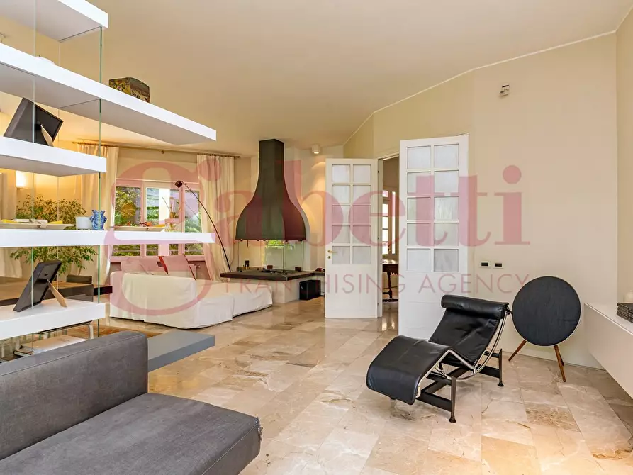 Immagine 2 di Villa in vendita  in Via Volturno, 22 a Bergamo