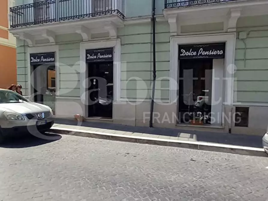 Immagine 2 di Negozio in affitto  in Via Ciittadella, 2 a Sora