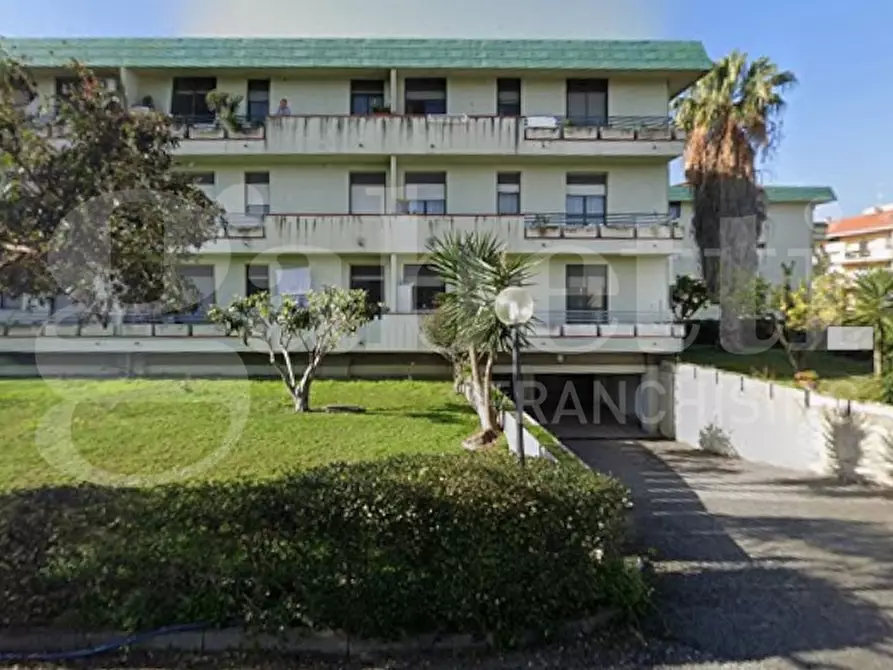 Immagine 1 di Appartamento in vendita  in Via Laerte, 22 a Squillace