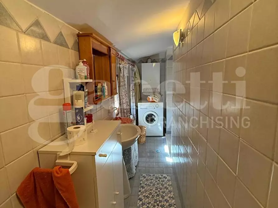 Immagine 8 di Appartamento in vendita  in Via ADAMO ONOFRI, 3 a Rivodutri