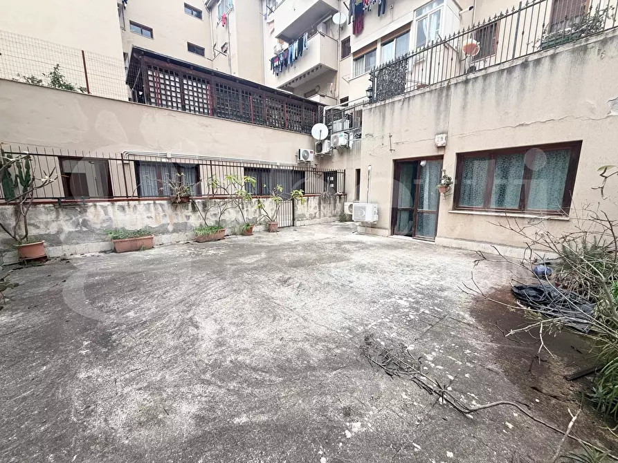 Immagine 12 di Appartamento in vendita  in Via Sampolo a Palermo