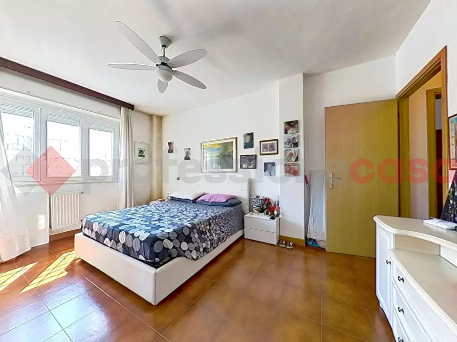 Immagine 10 di Appartamento in vendita  in Via Domenico Purificato, 201 a Roma