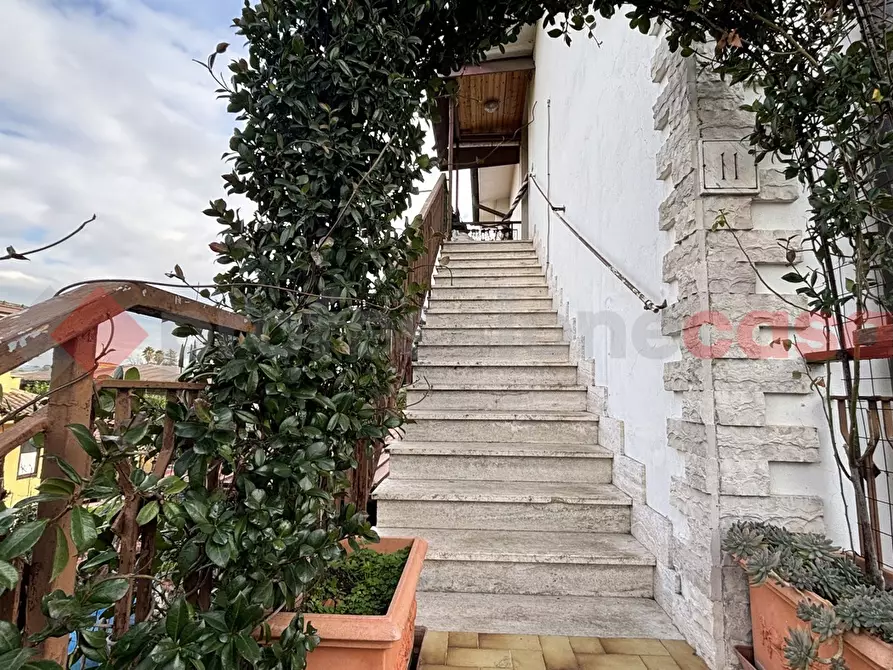 Immagine 25 di Appartamento in vendita  in Via Grumo Appula, 9 a Roma