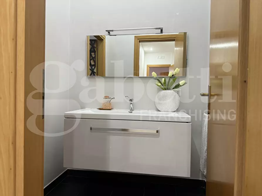 Immagine 17 di Appartamento in vendita  in Via Alcide de Gasperi a Monteroni Di Lecce