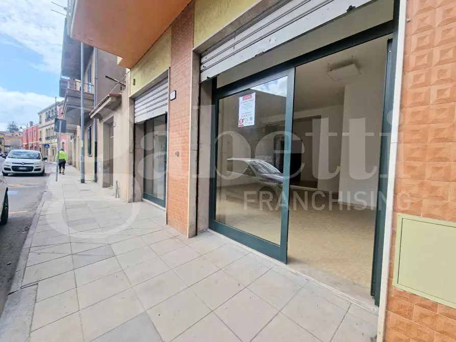 Immagine 7 di Negozio in affitto  in Via san gemiliano, 57 a Sestu