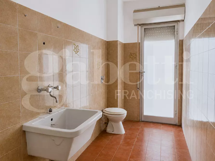 Immagine 3 di Appartamento in vendita  in Via Gulfi, 211 a Chiaramonte Gulfi