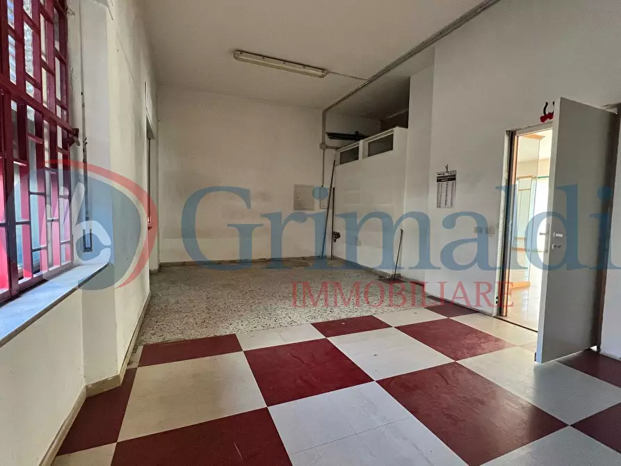 Immagine 5 di Negozio in vendita  in Strada trasimeno ovest a Perugia