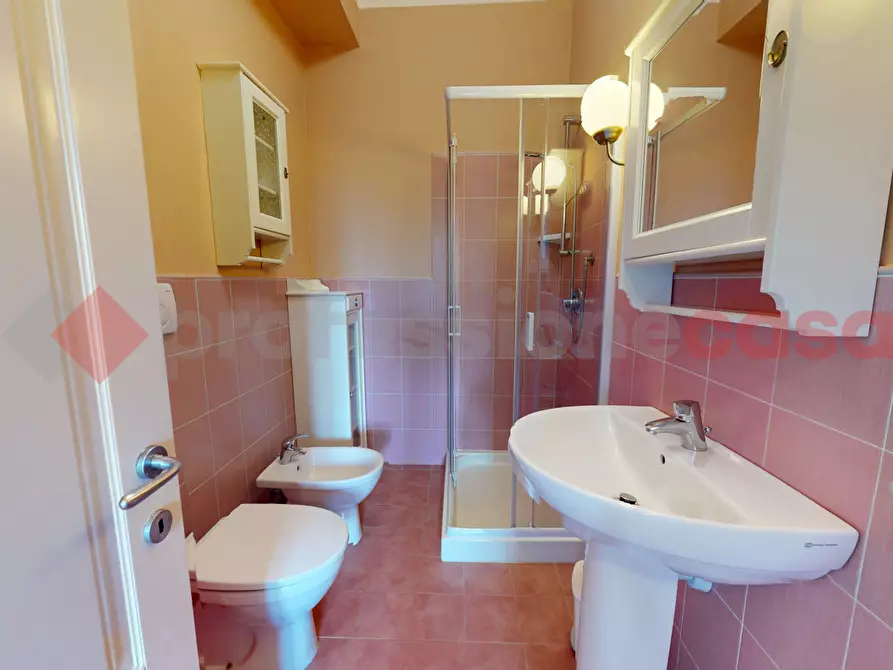 Immagine 11 di Appartamento in vendita  in Via Kennedy, 36 a Porto Azzurro