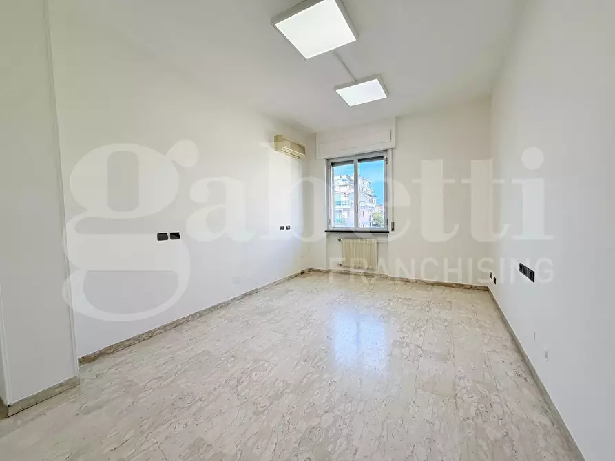 Immagine 10 di Appartamento in vendita  in Via degli Orti a Albenga