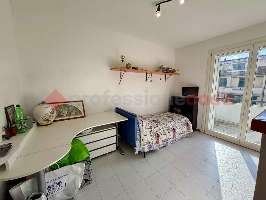 Immagine 24 di Terratetto in vendita  in Via dei Ciclamini a Capraia E Limite