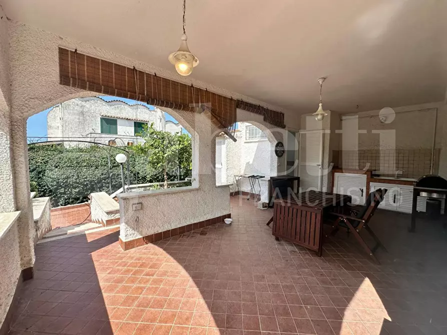 Immagine 3 di Villa in vendita  in Via neto, 17 a Ardea