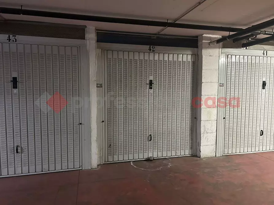 Immagine 6 di Box auto in vendita  in Via Luigi Gastinelli a Roma