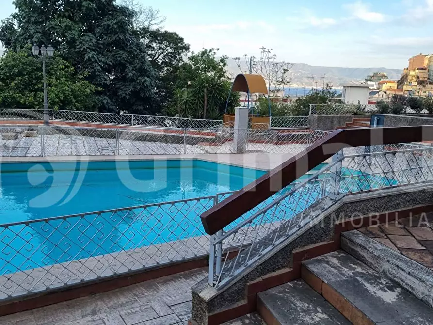 Immagine 14 di Appartamento in vendita  in Via Ducezio a Messina