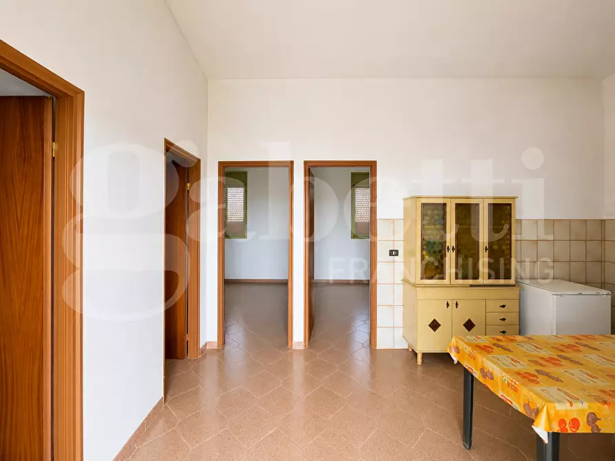 Immagine 2 di Villa in vendita  in Via Delle fiamme gialle, . a Ispica
