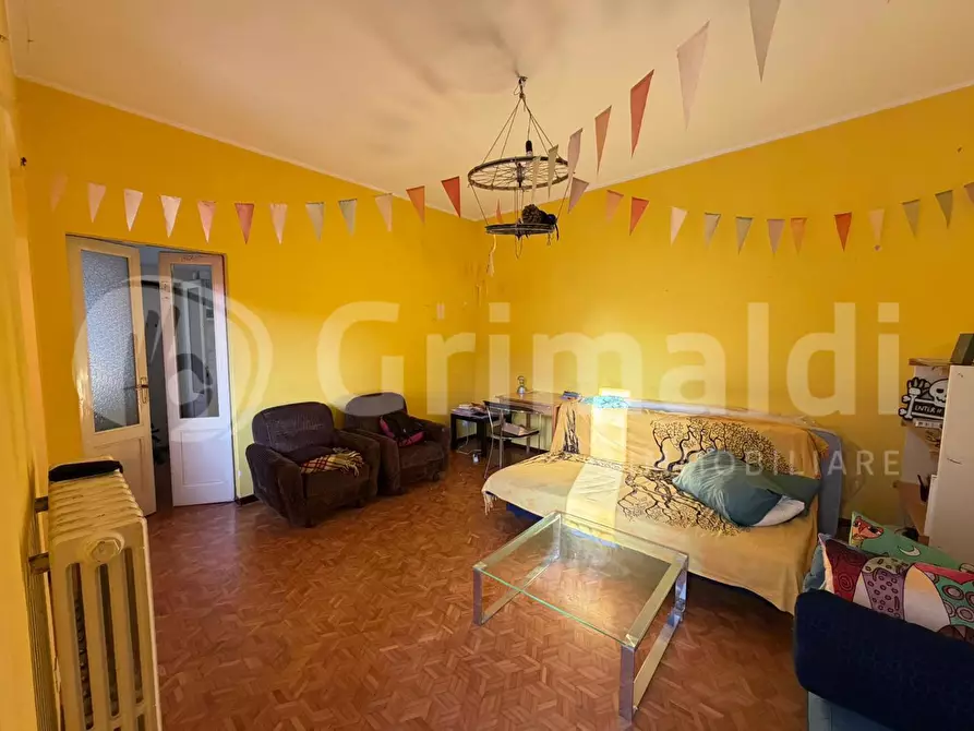 Immagine 11 di Appartamento in vendita  in Piazza PETRARCA, 28 a Pavia