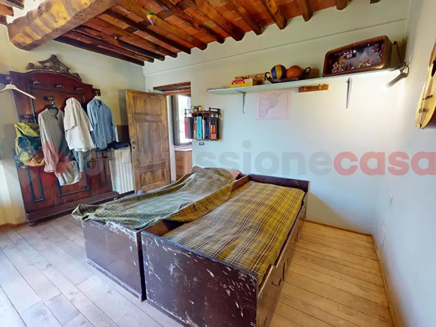 Immagine 12 di Rustico / casale in vendita  in LocalitÃ  castello, 9 a Borgo A Mozzano