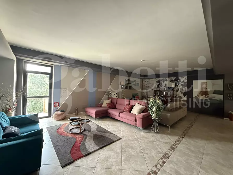 Immagine 4 di Ufficio in affitto  in Via LUCREZIA DELLA VALLE, 102/1 a Catanzaro