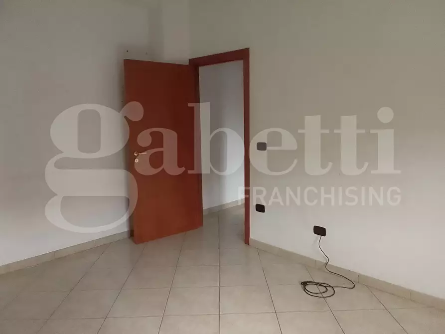 Immagine 11 di Appartamento in vendita  in Via GIACOMO LEOPARDI, 58 a Taranto