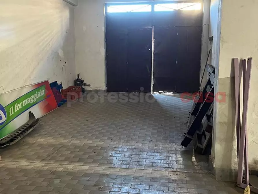 Immagine 16 di Negozio in vendita  in Via Giuseppe Di Vittorio, snc a Ostuni