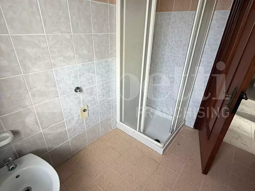 Immagine 3 di Appartamento in vendita  in Via G. Leopardi, 11 a Falerna