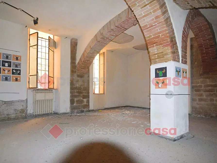 Immagine 10 di Negozio in affitto  in Via Guardabassi, 1 a Perugia
