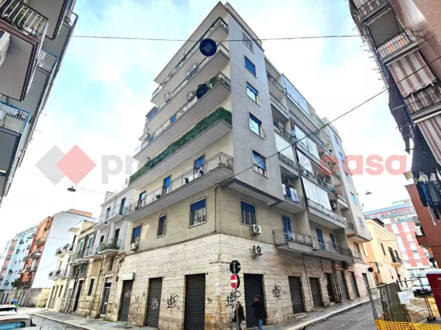 Immagine 4 di Appartamento in vendita  in Via FRANCHETTI a Bari
