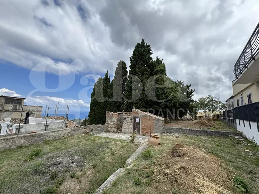 Immagine 1 di Casa indipendente in vendita  in Via candelora, snc a Villafranca Tirrena