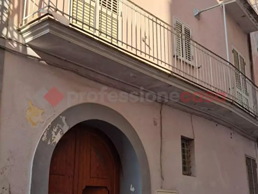 Immagine 6 di Palazzo in vendita  in Via Duca D'Aosta, 00 a Pignataro Maggiore