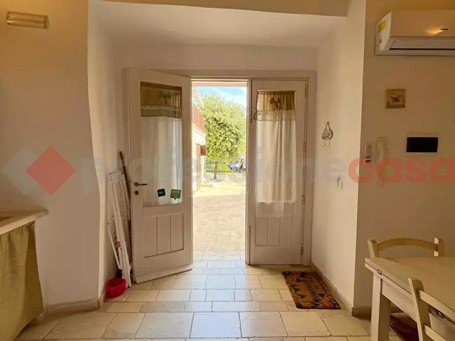 Immagine 15 di Casa indipendente in vendita  in Via CAVALIERE a Monopoli