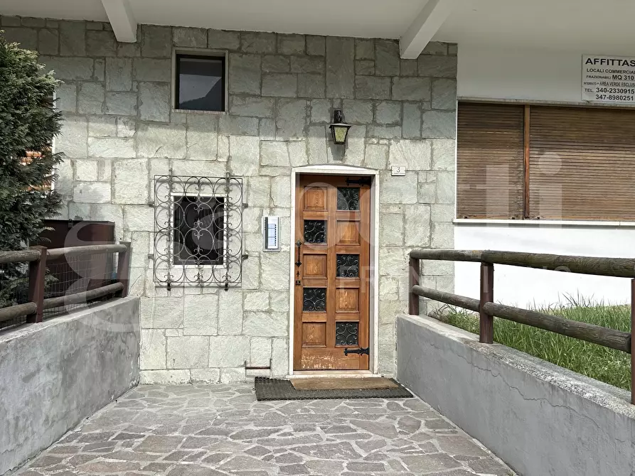 Immagine 45 di Appartamento in vendita  in Via Corno D'Aola, 5 a Ponte Di Legno