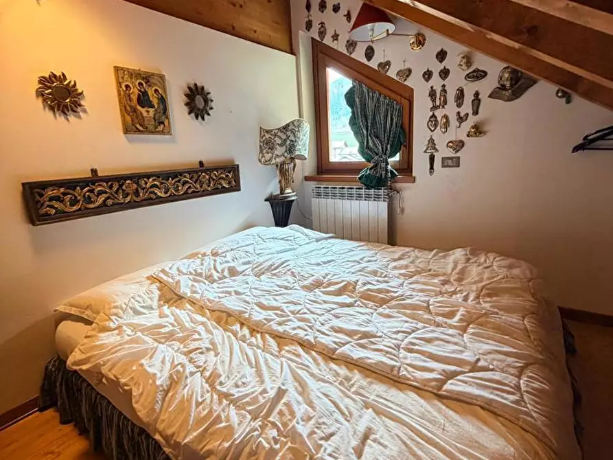 Immagine 24 di Appartamento in vendita  in Via ROMA, 42 B a Ponte Di Legno