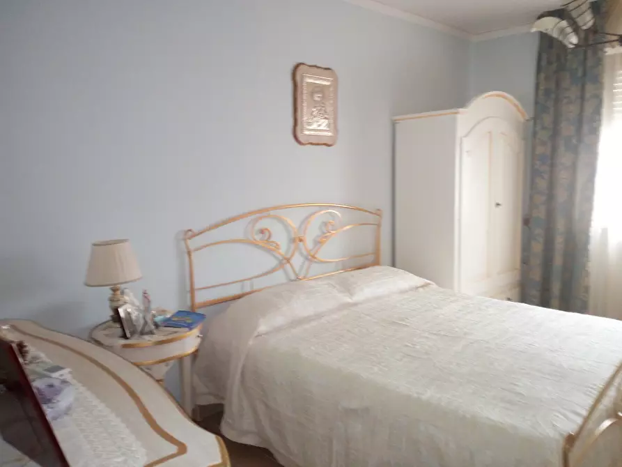 Immagine 8 di Appartamento in vendita  in Piazza SANDRO PERTINI, 5 a Taranto