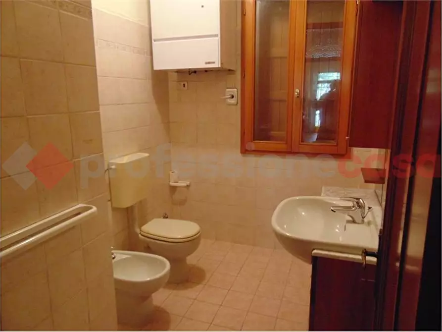 Immagine 8 di Casa bifamiliare in vendita  in Via Michelangelo Bonarroti a Scandiano