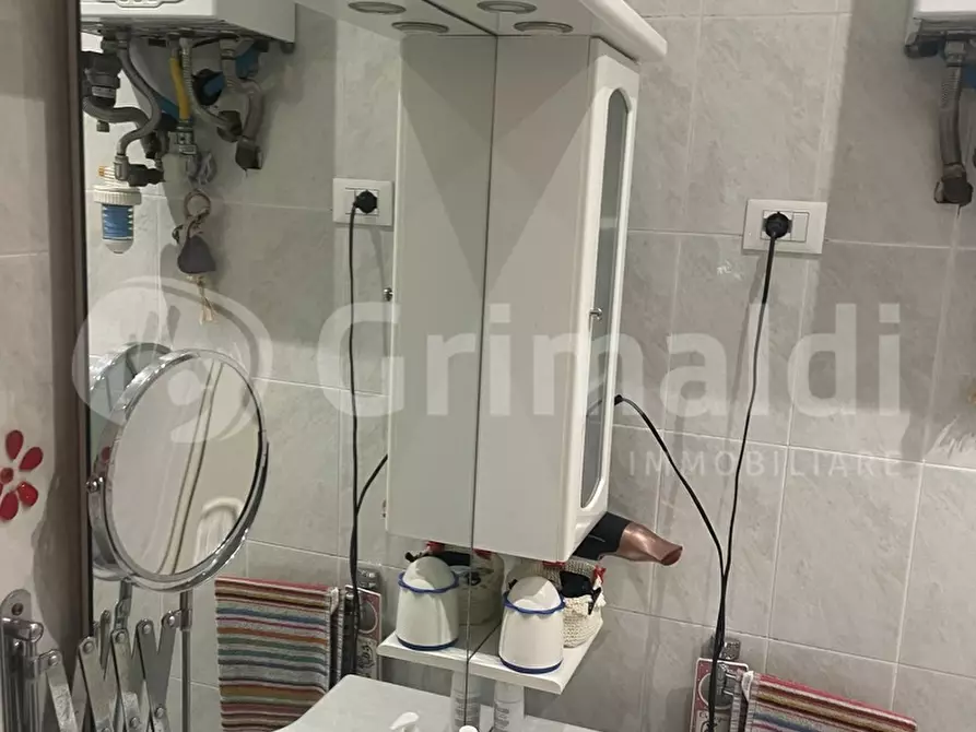 Immagine 12 di Appartamento in vendita  in Piazza Mazzini, 70 a Livorno