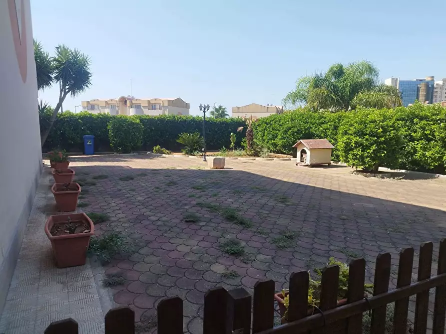 Immagine 4 di Appartamento in vendita  in Via RITA DEL BENE, 1 a Taranto