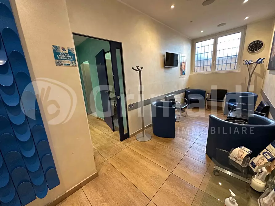 Immagine 21 di Attività commerciale in vendita  in Via Giovanni Pezzotti, 10 a Milano