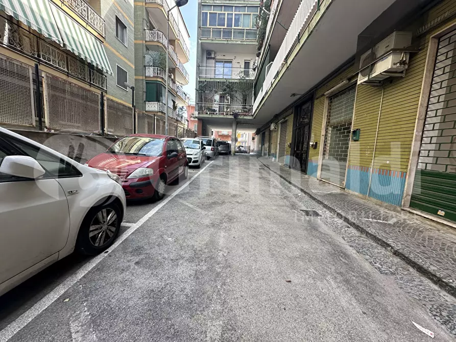 Immagine 11 di Negozio in vendita  in Via Roma, 464 a Pomigliano D'arco