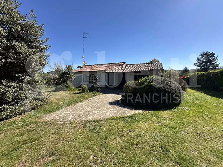 Immagine 8 di Villa in vendita  in Via FONTE CAPOCCIA, 00 a Bassano Romano