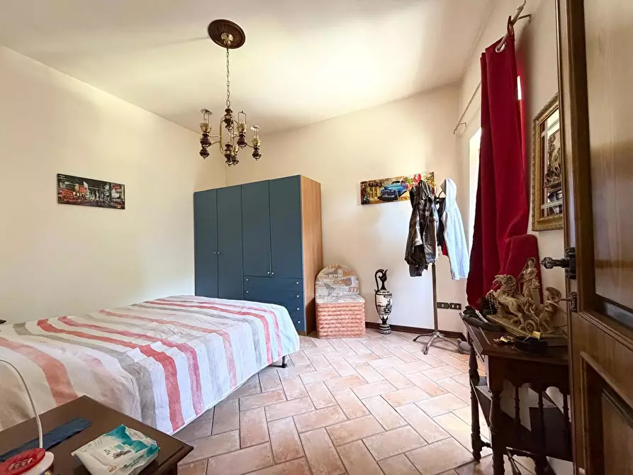 Immagine 28 di Appartamento in vendita  in Via FRAZIONE PARADISO, 1 a Assisi