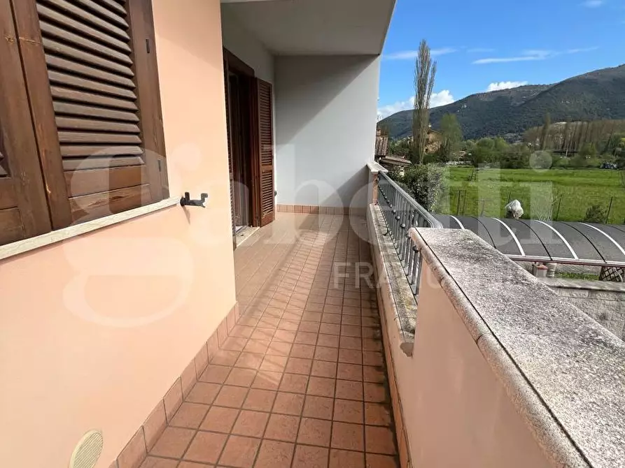 Immagine 20 di Casa bifamiliare in vendita  in Via SS4bis, 74 a Rieti