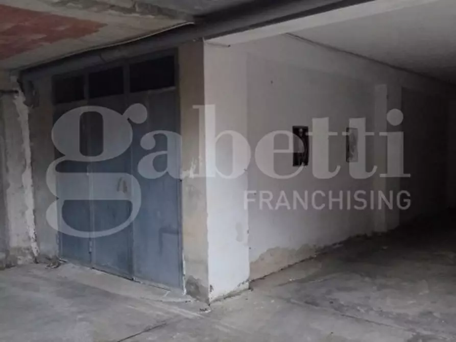 Immagine 2 di Magazzino in vendita  in Via Nazionale, 32 a Squillace