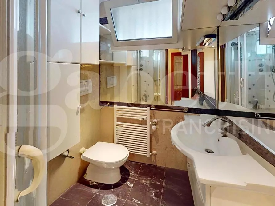 Immagine 30 di Appartamento in vendita  in Via dei Marcellini, 33 a Roma