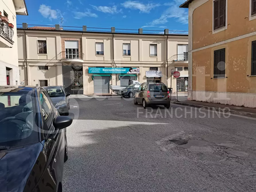 Immagine 2 di Negozio in vendita  in Via principe umberto, 45 a Sora