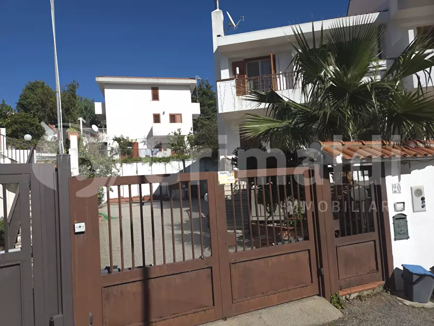 Immagine 2 di Casa bifamiliare in vendita  in Via Conca D'Oro a Messina